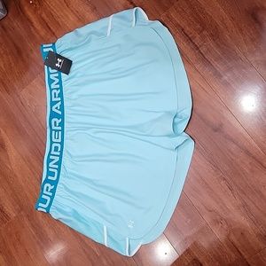 NWT Women's Plus size 3X Under Armour shorts